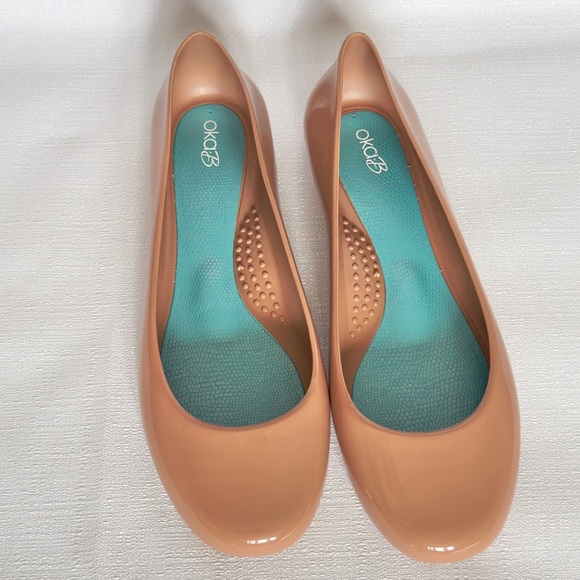 Oka B Taylor Shiny Ballet Flats Womens Size 10 - Picture 1 of 6